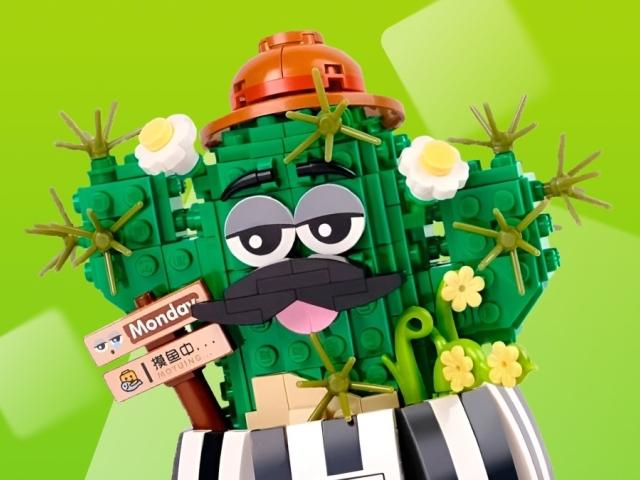 Подарок за покупку в «Мире Кубиков»