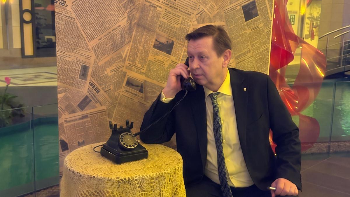 Валерий Валентинович Калугин посетил торжественное открытие выставки «Дорогами Победы»