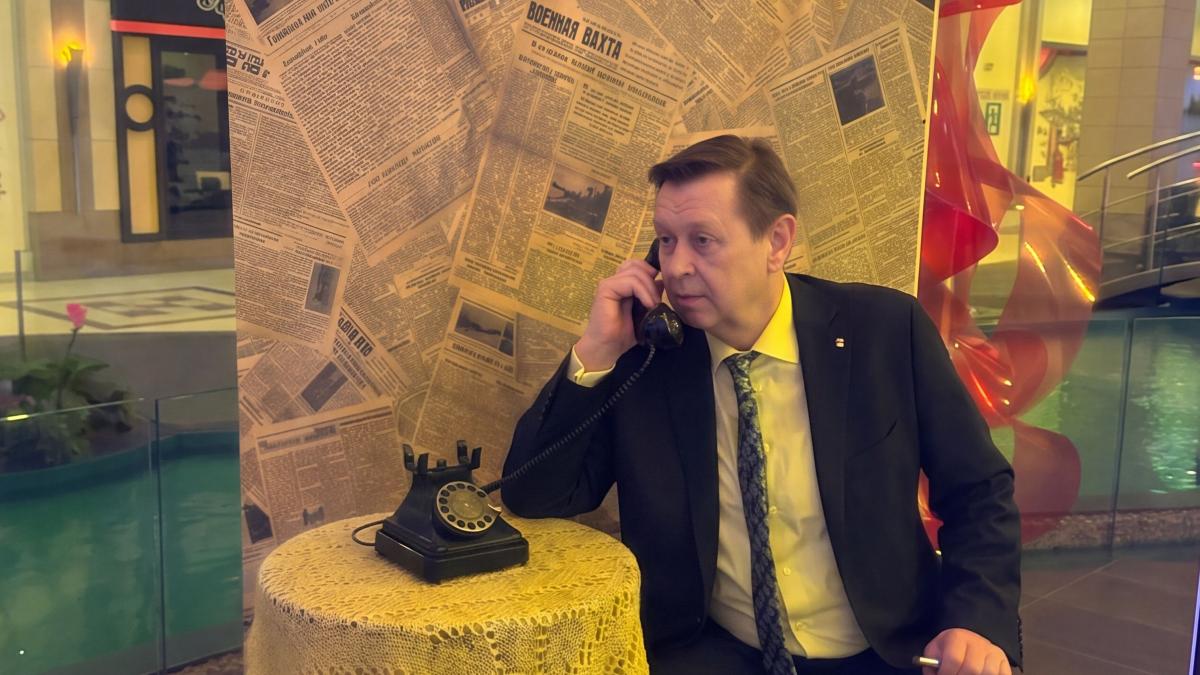 Валерий Валентинович Калугин посетил торжественное открытие выставки «Дорогами Победы»