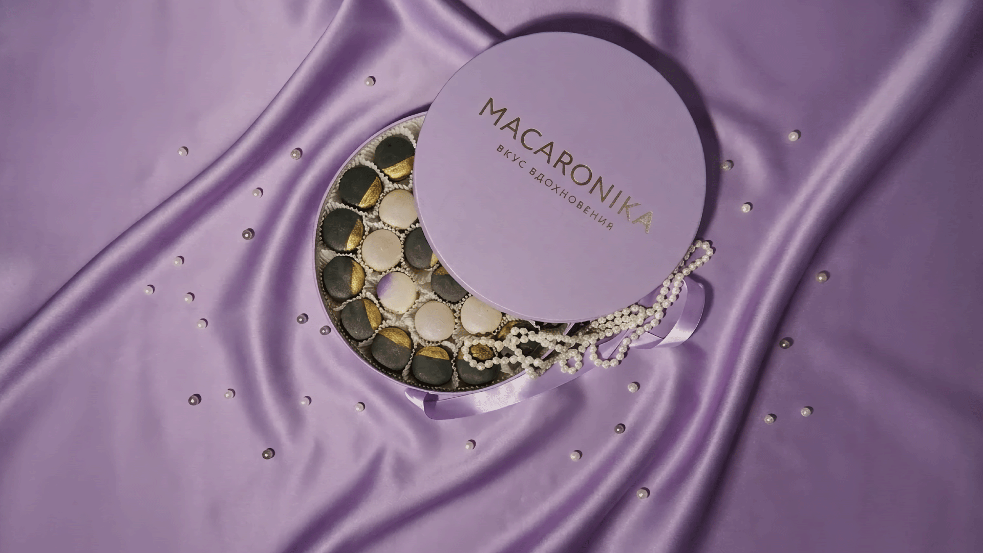 MACARONIKA